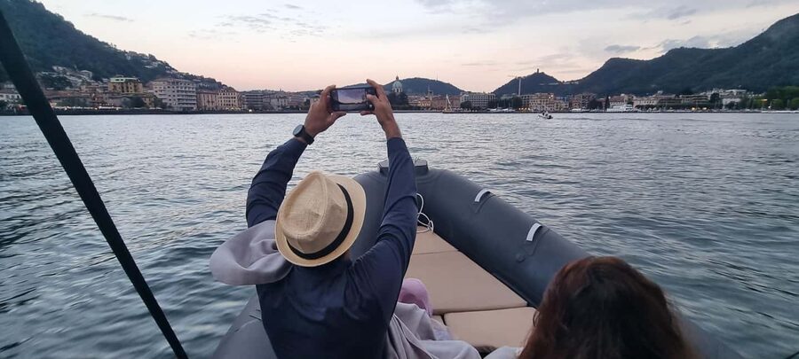 Lake Como: Aperitivo Cruise with Prosecco at Sunset - Villa d’Este, Villa Versace, and Mandarin Oriental: What to Watch For