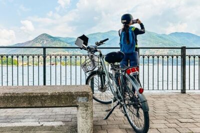 eBike City Tour Guided by an iPad and a Tour Leader