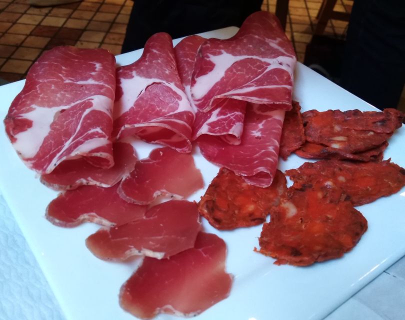 Lake Como: Food Walking Tour - Wine tasting at the start: how you should use that first 45 minutes
