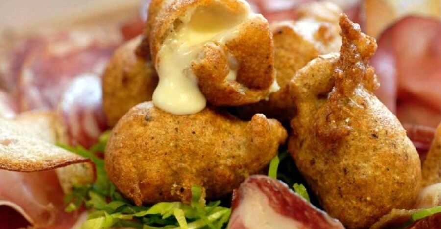 Lake Como: Food Walking Tour - Start at Cattedrale S. Maria Assunta, then walk with a food-smart guide