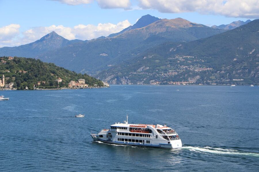 Lake Como: Highlights Tour with a Local by Private Car - Como City and the Start of the Lake Day