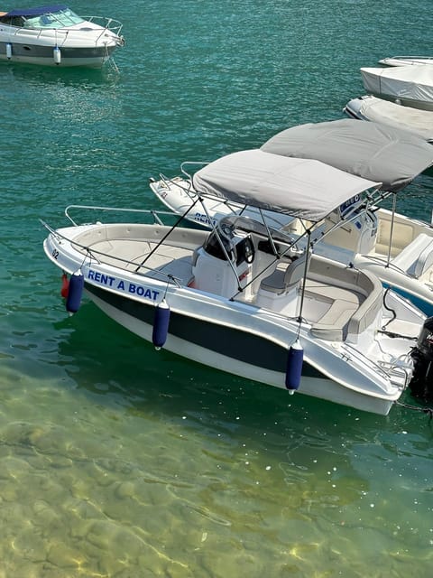 Lake Como Rent: 1-Hour Boat Rent Without License - Quick hits before you hop on