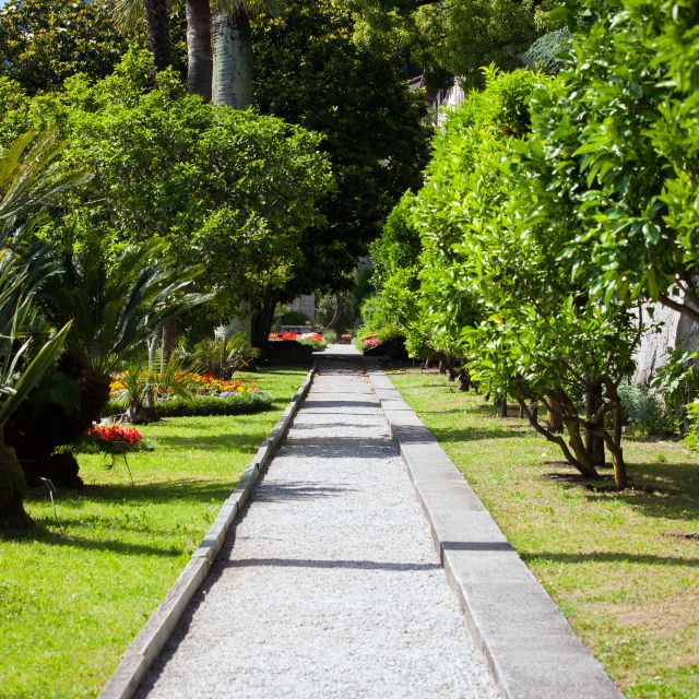 Lake Como: Villa Monastero Entry Tickets with Ferries - Your self-guided flow at the villa, plus how to not waste time