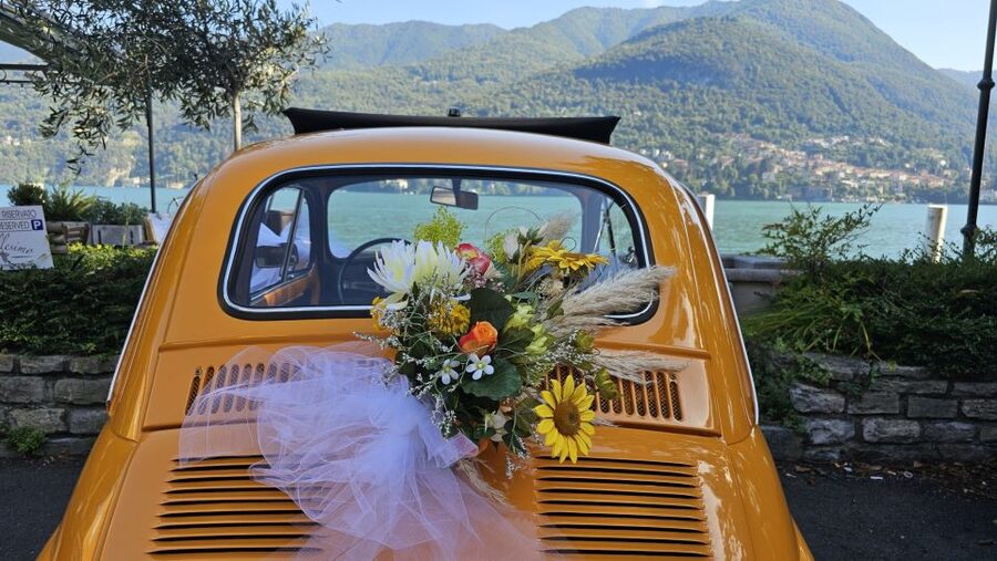 Lake Como: Vintage Fiat 500 Rental - Getting the Keys at Via Torriani, 11