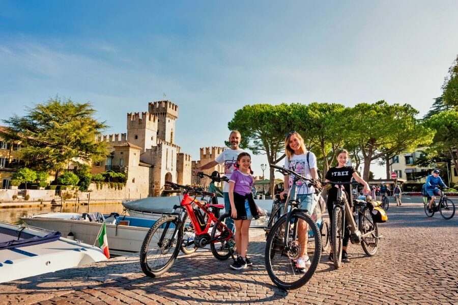 Lake Garda: E-bike Rental - The 15 km paved track: where the day turns easy