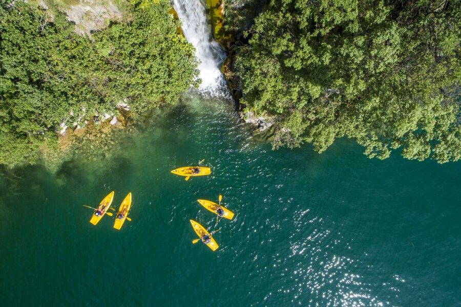 Lake Iseo: Baia del Bogn Kayak Tour - What the Guide Adds: Local Context and a Friendlier Lake Experience