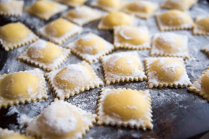 Learn How to Make Homemade Pasta. Como Area - Meeting at Via Cinque Giornate: How the start works in real life