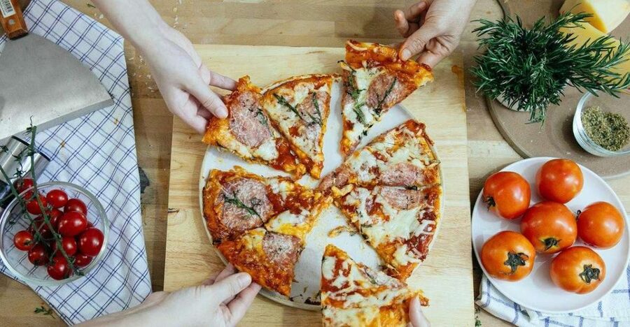 Mamma Mia - Bake The Real Italian Pizza - Pizza Flavours, Main Meal, and the Wine-At-Your-Table Setup