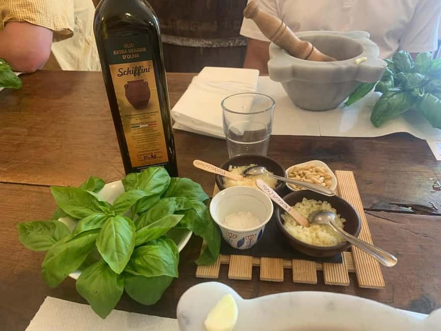 Manarola: Authentic Pesto Making Class at Cinque Terre - Should you book this Manarola pesto class?