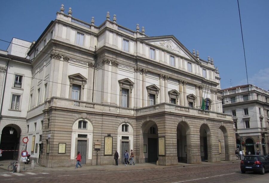 Milan: 2.5-Hour City Tour by Tram - Sforza Castle and Parco Sempione, where the views come with context