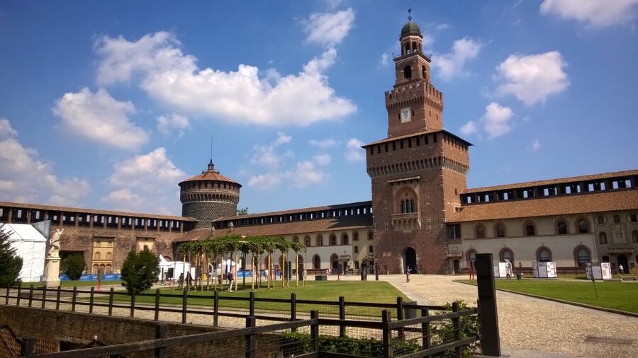 Milan 3–Hour Cultural Bike Tour - Castello Sforza first, a Renaissance power base