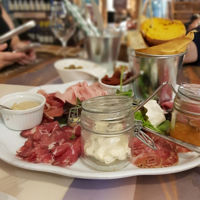 Milan: Bar-Hopping Tour with Welcome Drink - Timing, Comfort, and Small Practical Tips That Matter