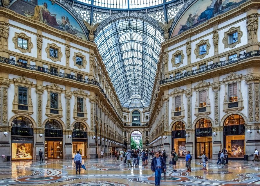 Milan: Best of the Highlights Walking Tour - Scala Opera House area and the Galleria Vittorio Emanuele II walk