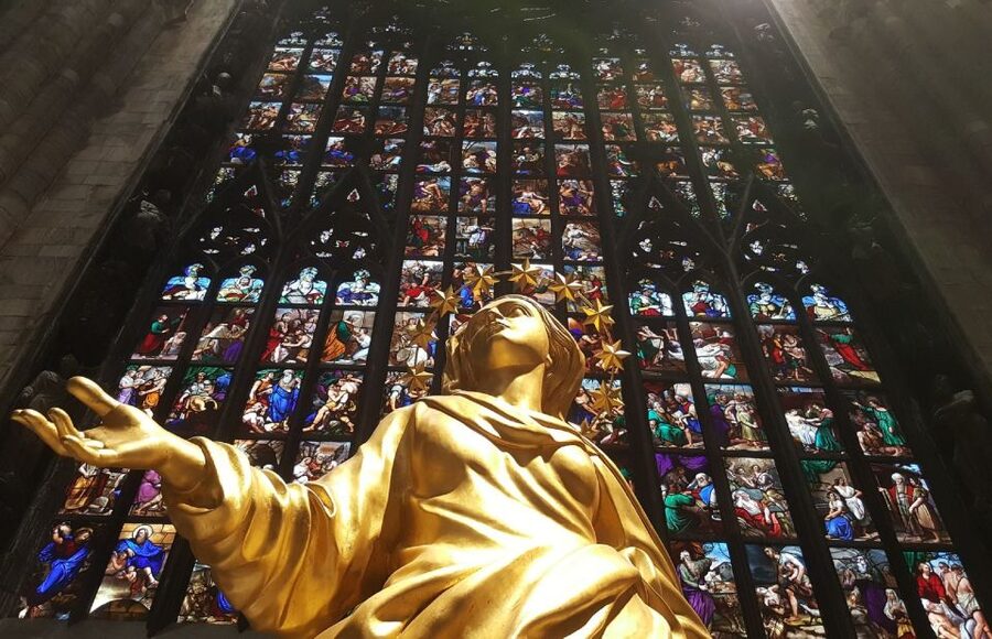 Milan: Cathedral and Terraces Guided Experience - Inside the cathedral: mosaics, windows, and statues you can finally name