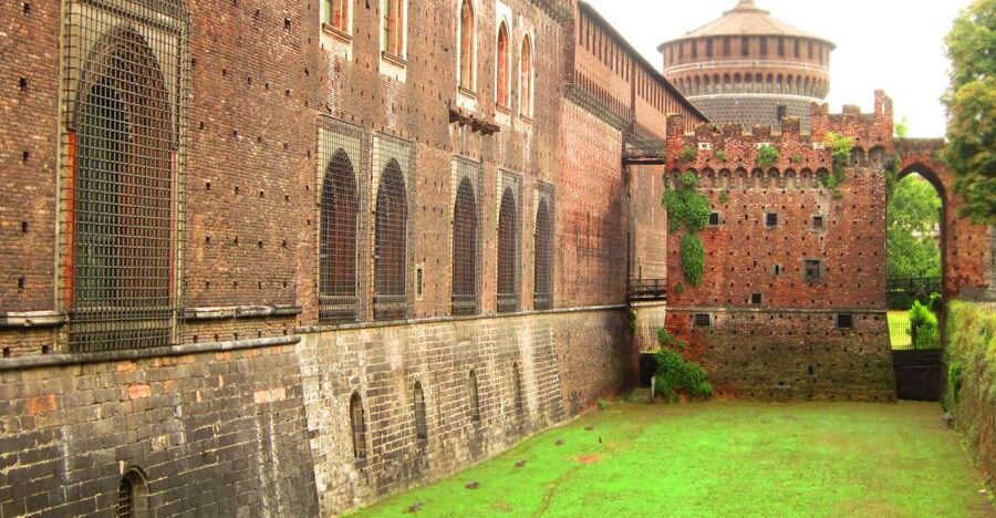 Milan Cathedral, Sforza Castle and Michelangelo’s Pietà Tour - Key Things You’ll Notice on This Tour