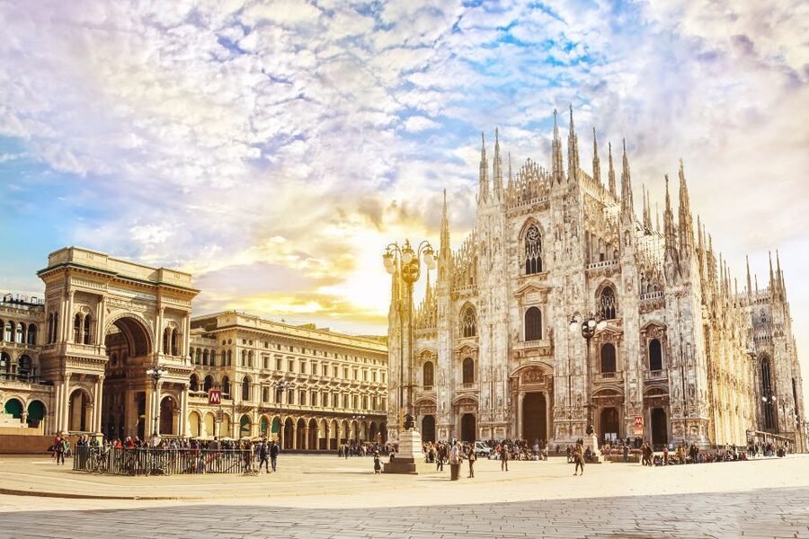 Milan Cathedral: Skip-the-Line Private Tour with Rooftop - Rooftop time: what elevator access really changes on a 3.5 or 4.5-hour tour