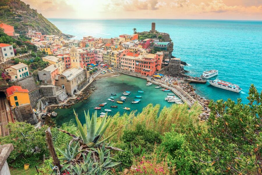Milan: Cinque Terre Full-Day Guided Trip With Cruise - Manarola Village Time: What You Can Really Do in an Hour