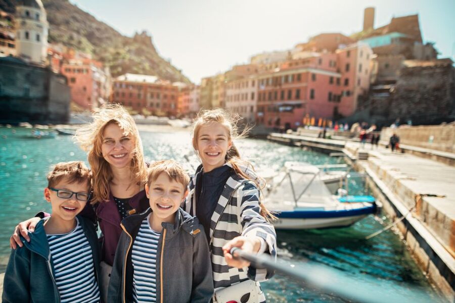 Milan: Cinque Terre Full-Day Guided Trip With Cruise - Monterosso al Mare: The Biggest Village and the Best Chances for a Real Meal