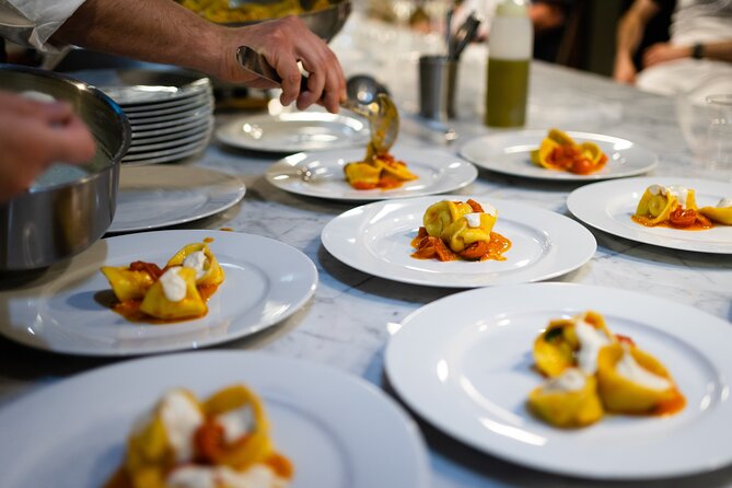 Milan Culinary Experience: Pasta & Gelato or Tiramisù Class - Meeting at Milano Centrale, finding the school, and showing up smart