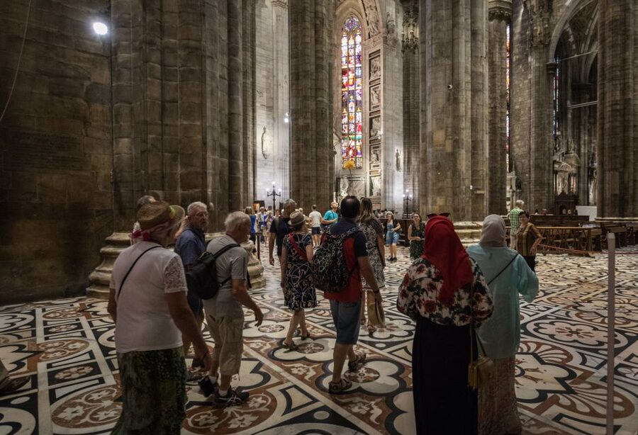 Milan Duomo Cathedral Tour - The façade walk: gargoyles, spires, and the why-behind-the-what