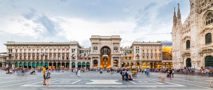 Milan: Duomo with Rooftop Private Tour, Food, & Wine Tasting - Key things to know before you go