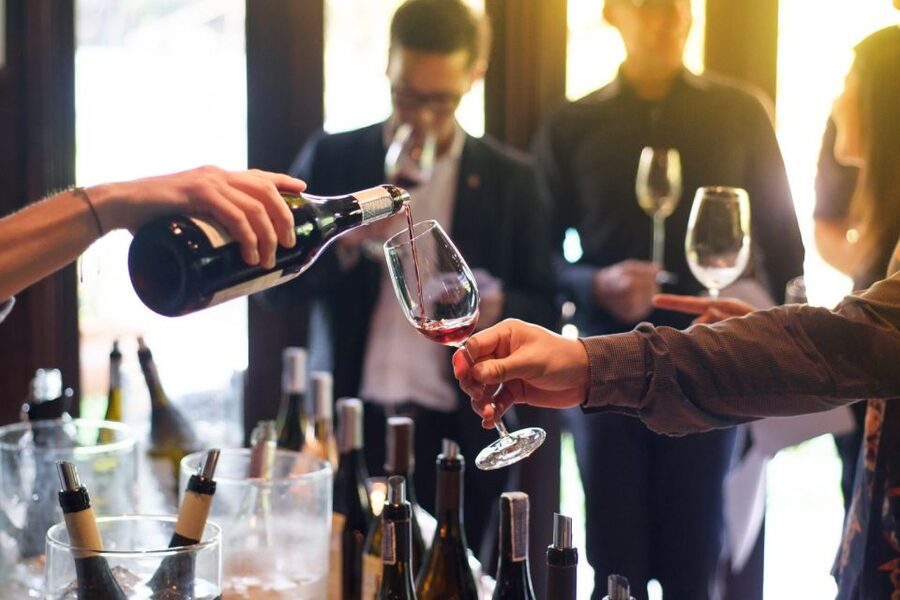 Milan: Duomo with Rooftop Private Tour, Food, & Wine Tasting - Wine tasting in a trendy bar: 3-4 glasses plus charcuterie and cheese