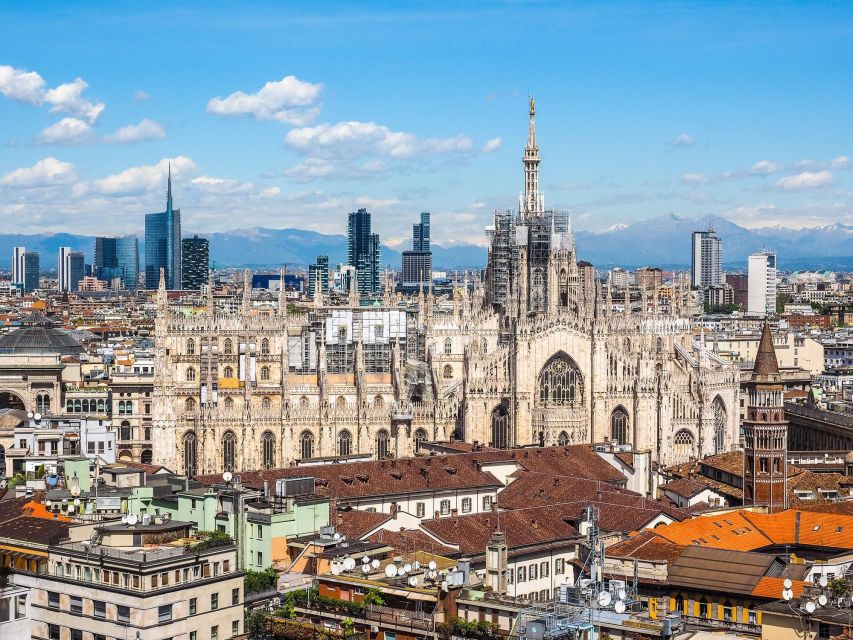 Milan: Express Walk with a Local in 90 minutes - Key highlights you will feel right away