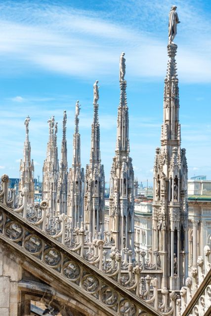Milan: Express Walk with a Local in 90 minutes - Stops, pacing, and how to make the 90 minutes work for you