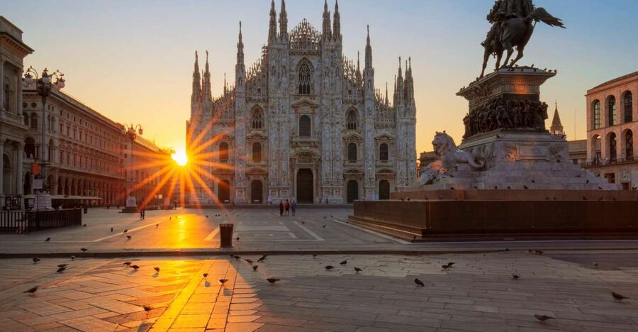 Milan: Express Walk with a Local in 90 minutes - Galleria Vittorio Emanuele II: your shortcut to Milan’s “main street” feeling