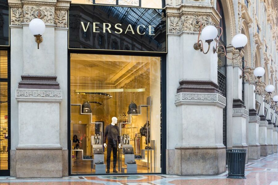 Milan Fashion, Art and Design Private Walking Tour - Quadrilatero della Moda: where Milan puts on its fashion clothes