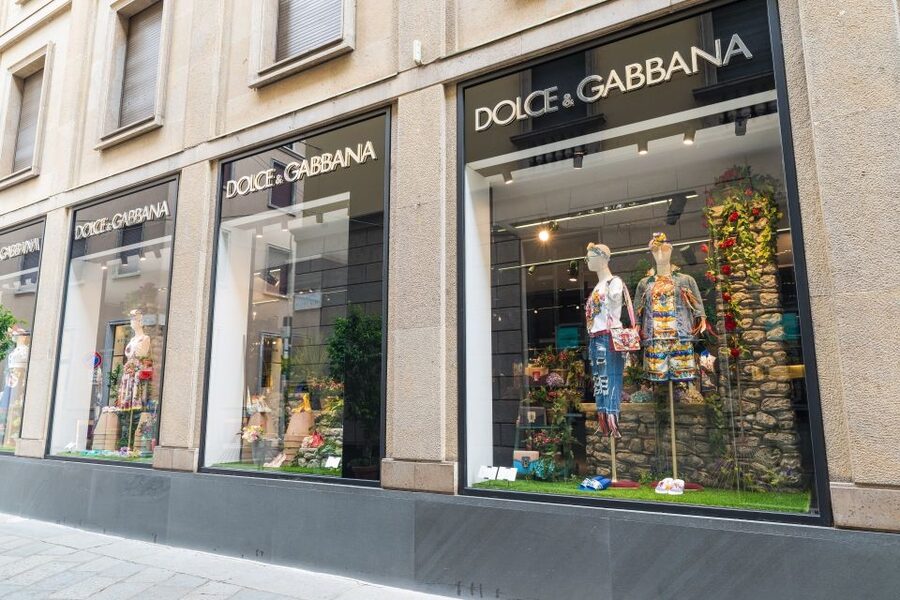 Milan Fashion, Art and Design Private Walking Tour - Languages and private-group comfort, so the tour actually lands