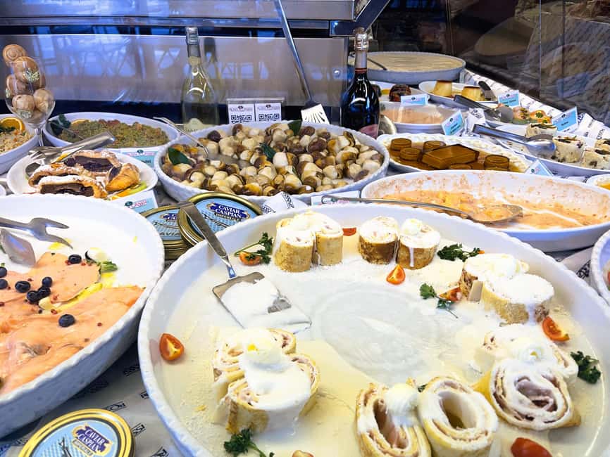 Milan: Food Tour with Pasta, Pizza, Cannoli, and Tiramisu! - The aperitivo spirit moment, Milan-style