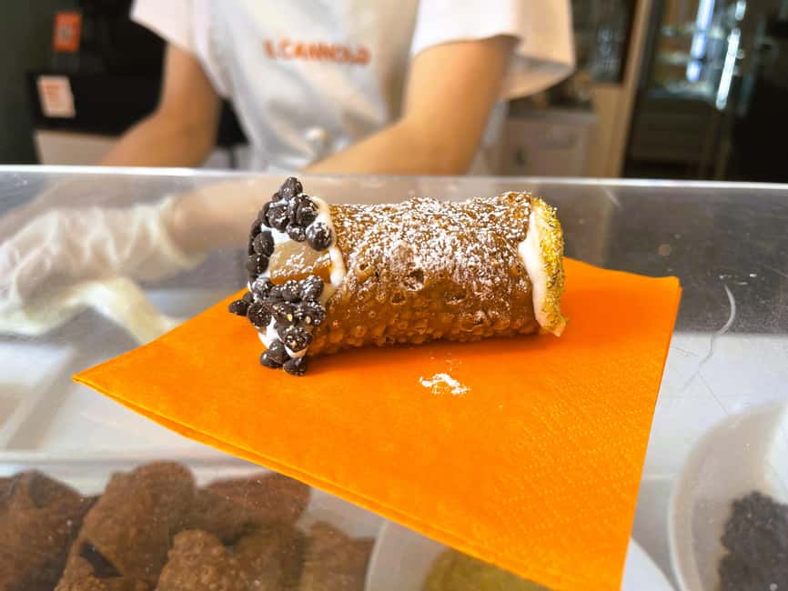 Milan: Food Tour with Pasta, Pizza, Cannoli, and Tiramisu! - Skip-the-line entry and small-group feel