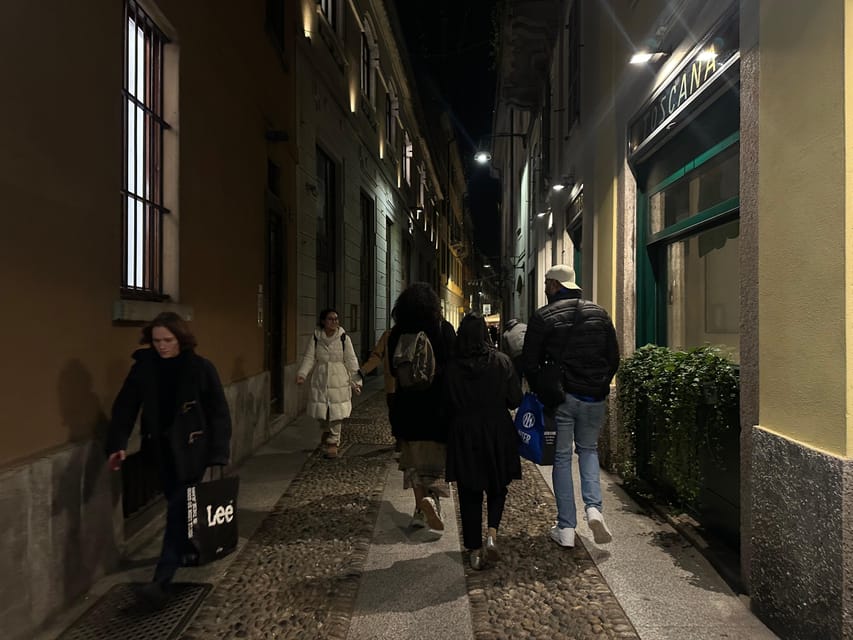 Milan: Ghosts, Mysteries, and Secrets Guided Walking Tour - Quick hits before you go