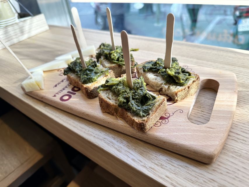 Milan: Gourmet Street Food Tour with Sightseeing and Tasting - Key Things You’ll Notice on This Milan Food Walk