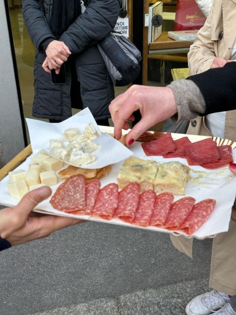 Milan: Gourmet Street Food Tour with Sightseeing and Tasting - Meeting Point at San Maurizio, Then Straight Into Milan’s Flavors