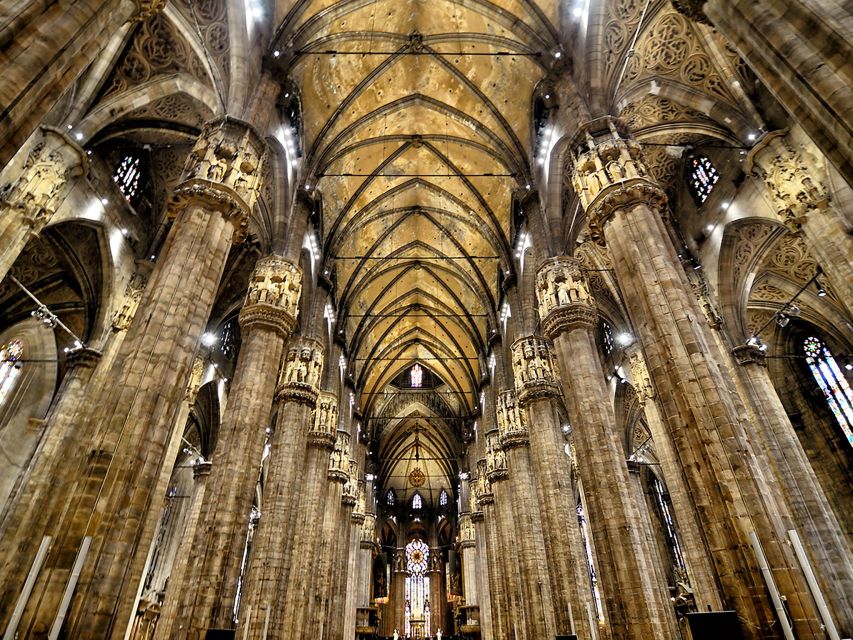 Milan: Guided Cathedral Tour with Rooftop Terraces Access - Sculptures and Chapels: What to Look For, Not Just What’s There