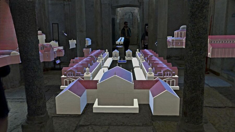 Milan | In the Crypt of time, holographic tour - Should you book the Crypt of Time holographic tour?