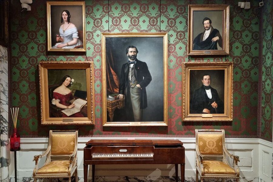 Milan: La Scala Theater and Museum Tour with Entry Tickets - Practical tips so your visit goes smoothly