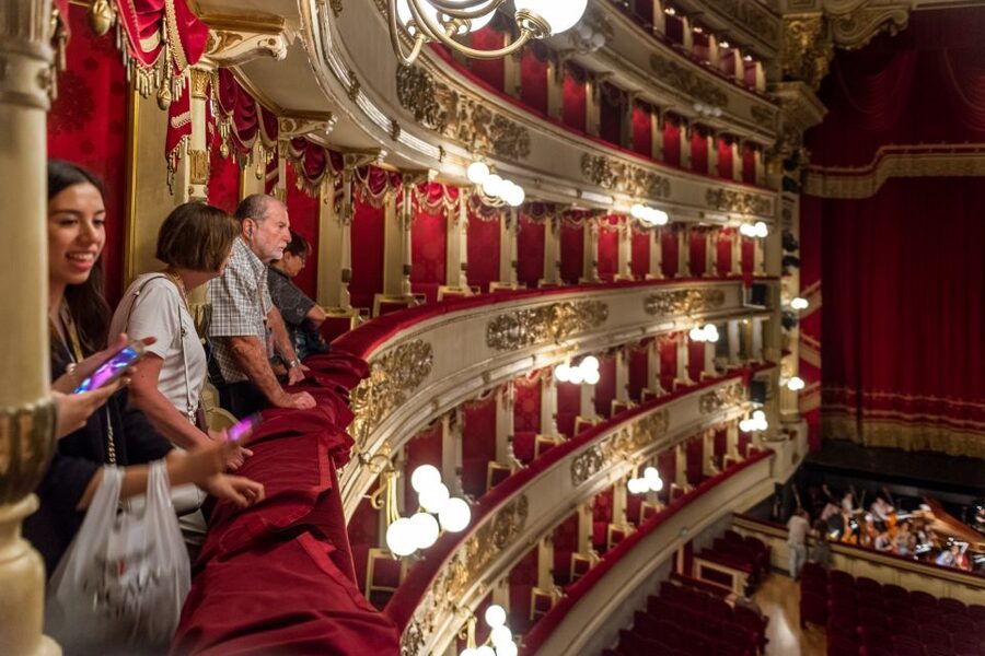 Milan: La Scala Theater & Museum Guided Experience - Key things you will notice on this La Scala tour