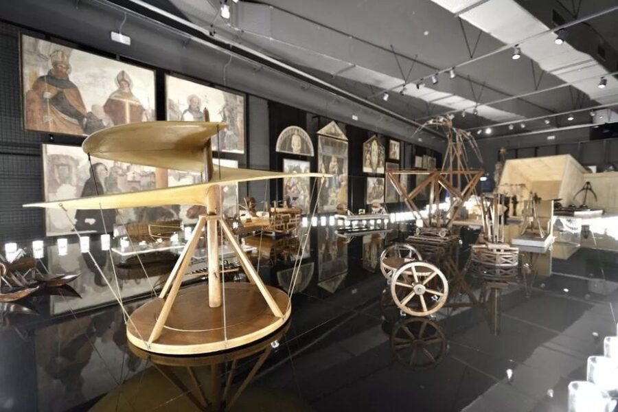 Milan: Leonardo da Vinci Museum Guided Tour with Ticket - The strange water-gear ideas that spark real curiosity