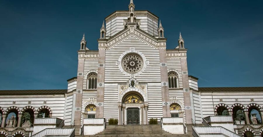 Milan: Monumental Cemetery Group Walking Tour - At the main gate: meeting, headphones, and the 2-hour pace