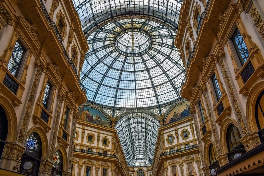 Milan: Night Tour by Bus - Audio Guide Reality Check: How to Avoid Headphone Headaches