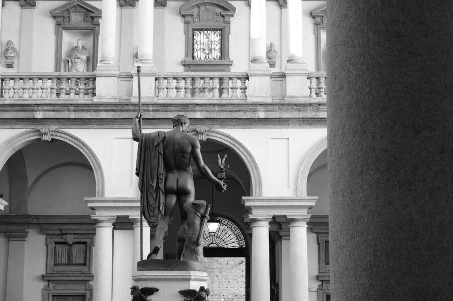 Milan: Pinacoteca Art Gallery and Brera District Guided Tour - Learning art fast: stories, techniques, and guide style that actually helps