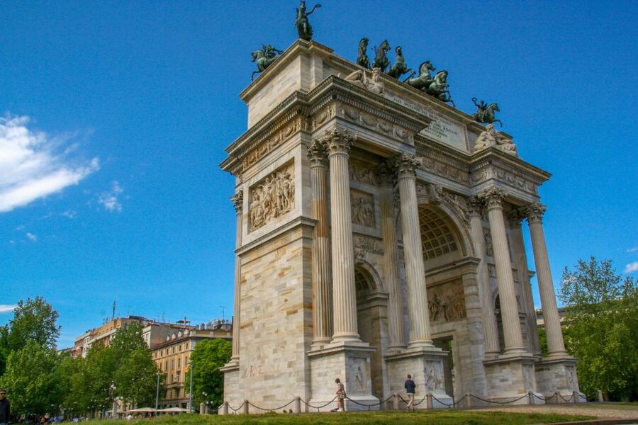 Milan: Private 4-Hour Walking Tour - Parco Sempione: a breather that makes the loop feel complete