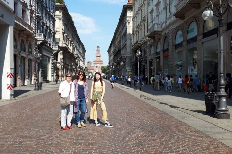 Milan: Private Custom Walking Tour With A Local Guide - How pickup works, and why it matters in Milan