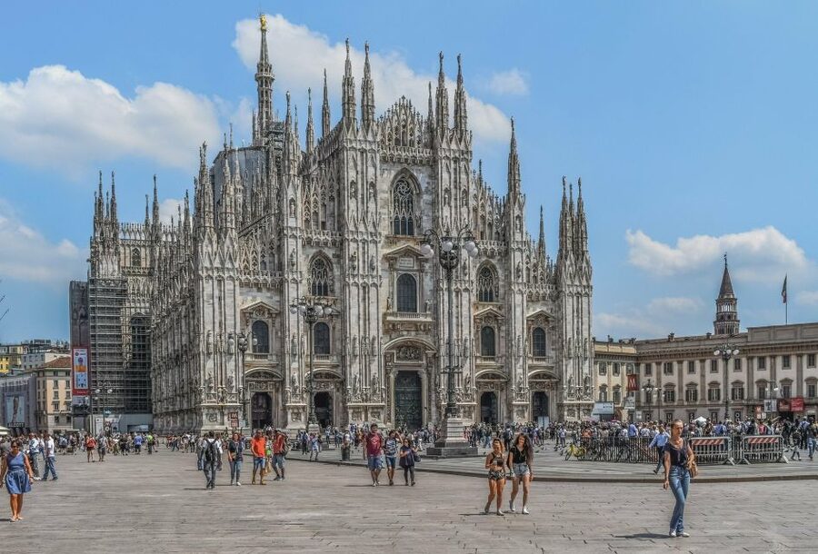 Milan: Private Guided Walking Tour with Aperitif - Milan Cathedral Near-Enough to Matter, With Less Queuing