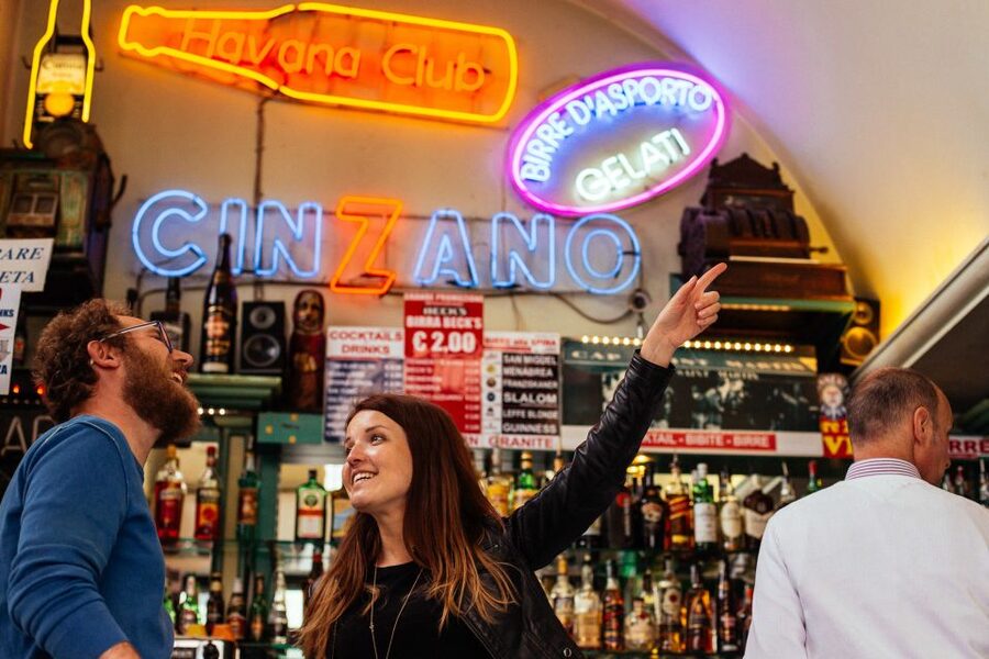 Milan: Private Tour with Drinks & Bites in Centro Storico - The Stops and Sights: Why Location in Centro Storico Matters at Night