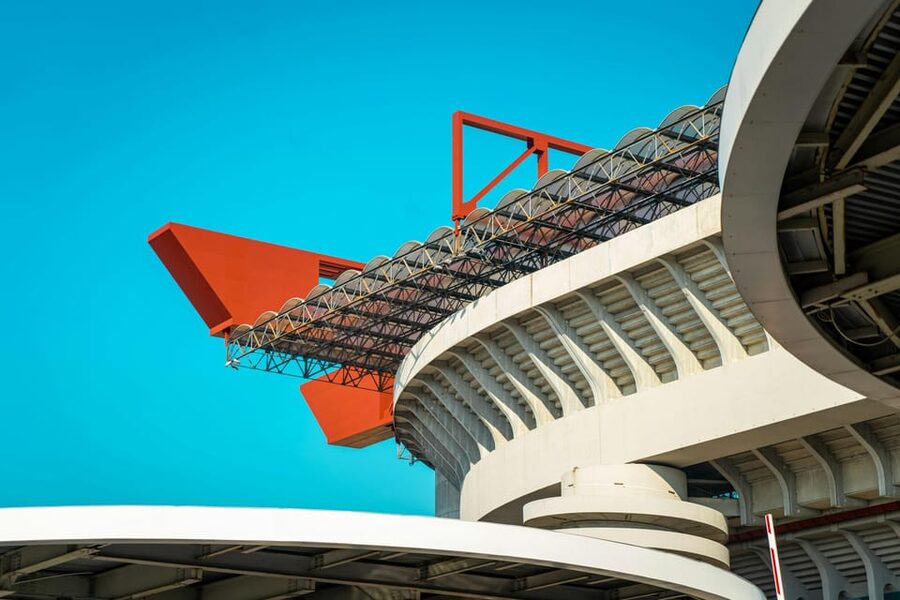 Milan: San Siro Stadium and Museum Official Guided Tour - Walking the tunnel and stepping onto the pitch
