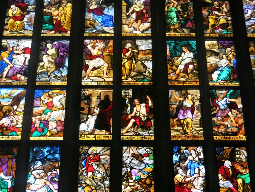 Milan: Skip-the-Line Duomo Guided Tour & Hop-on Hop-off Bus - FAQ